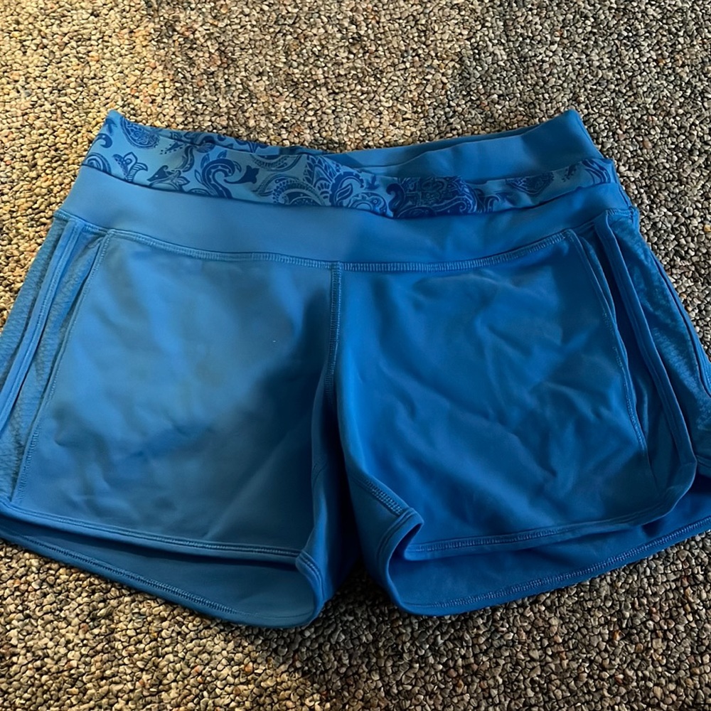 LULULEMON BLUE SHORTS